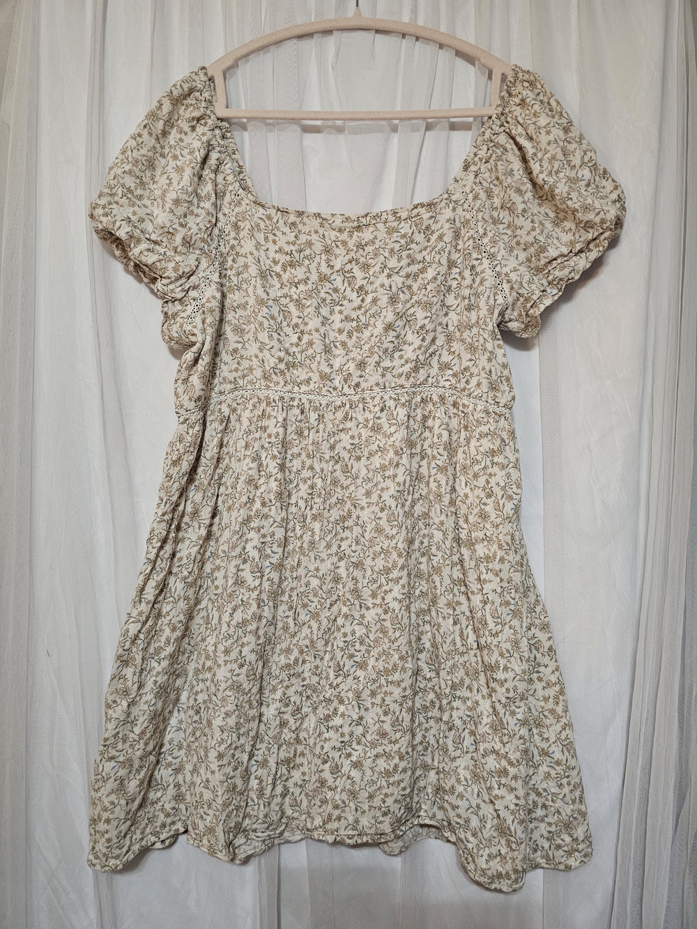 American Eagle Outfitters Cream Floral Puff Sleeve Dress Cotton Blend